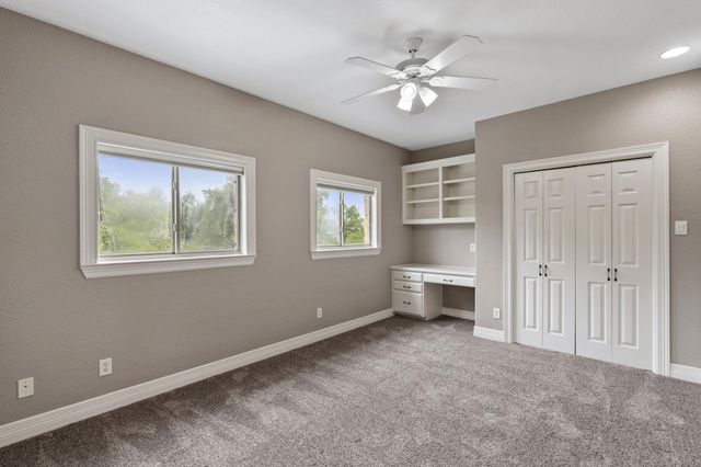 271 Summit DR, Round Mountain, TX 78663
