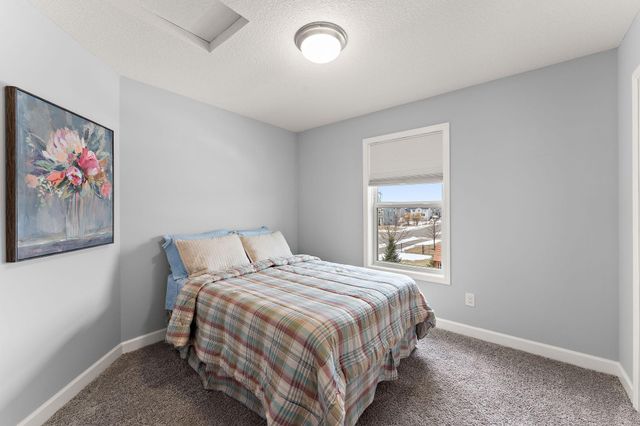 5663 Fair Haven Trail, Woodbury, MN 55129