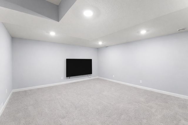 5663 Fair Haven Trail, Woodbury, MN 55129