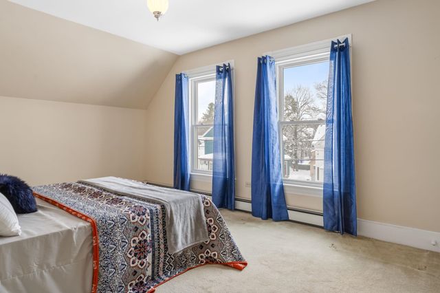 372 Orange Street, Manchester, NH 03104