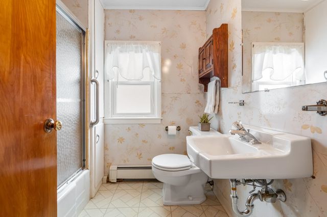 372 Orange Street, Manchester, NH 03104