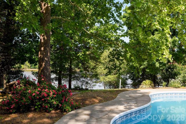 540 Waters Road, Salisbury, NC 28146