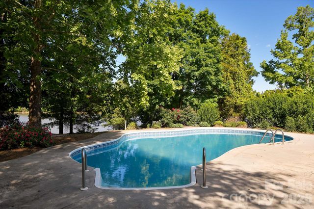 540 Waters Road, Salisbury, NC 28146