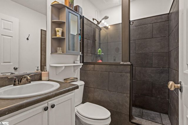 219 Finley Hill Court, Simpsonville, SC 29681