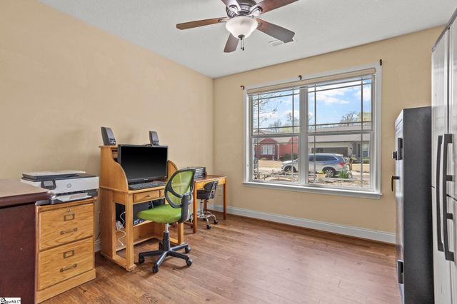 219 Finley Hill Court, Simpsonville, SC 29681