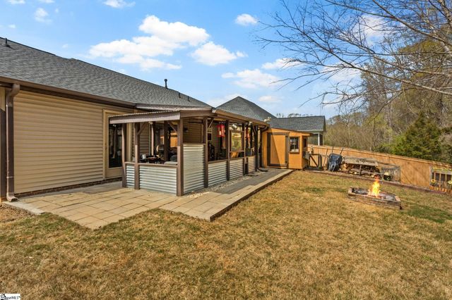 219 Finley Hill Court, Simpsonville, SC 29681