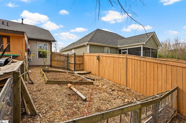 219 Finley Hill Court, Simpsonville, SC 29681