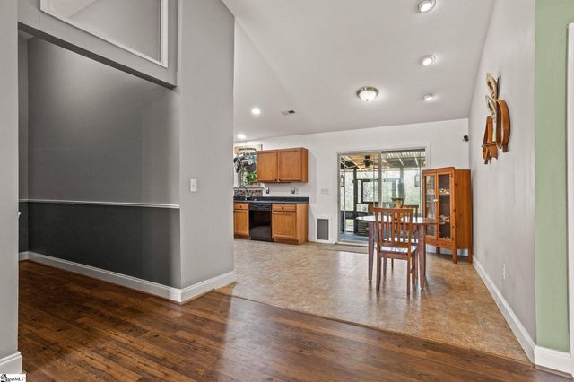 219 Finley Hill Court, Simpsonville, SC 29681