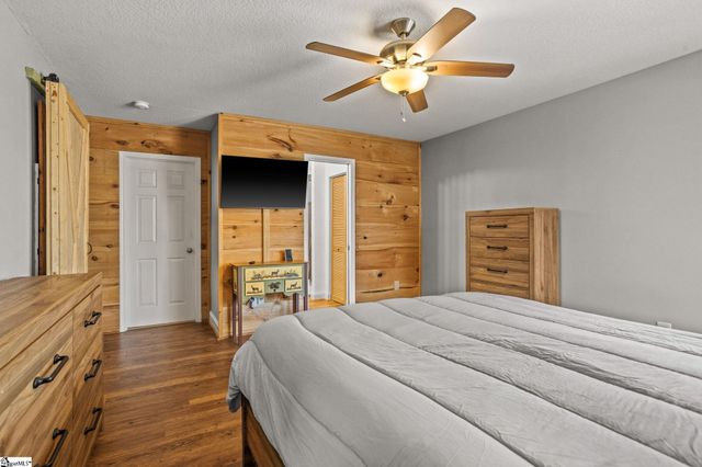 219 Finley Hill Court, Simpsonville, SC 29681