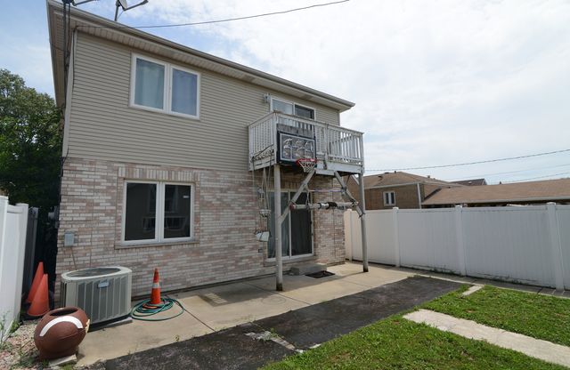 Address unavailable.