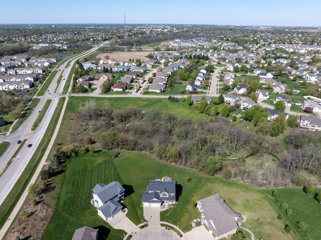 4249 TRANQUILITY Court, Bettendorf, IA 52722