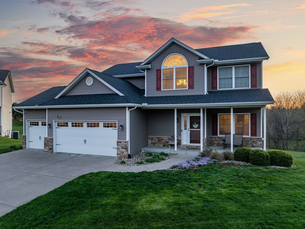 4249 TRANQUILITY Court, Bettendorf, IA 52722