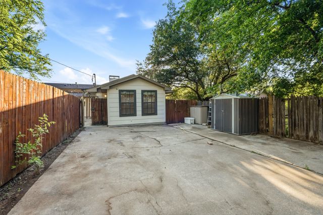 1905 Wisteria Street, Denton, TX 76205