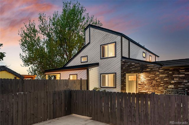 17020 E Easter Avenue, Foxfield, CO 80016
