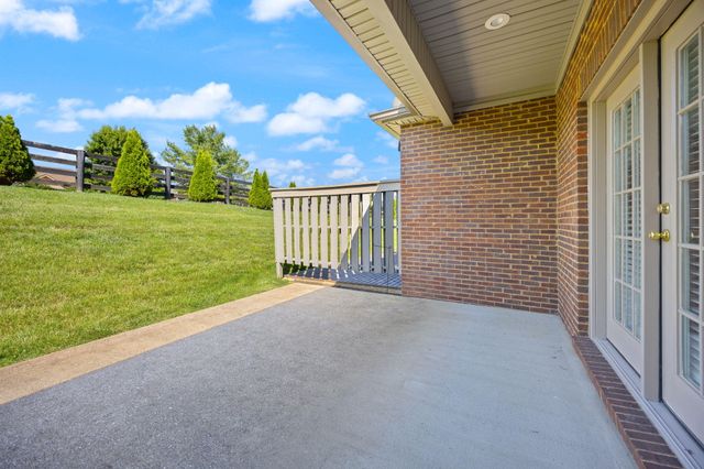 2013 Highlands Drive, Richmond, KY 40475