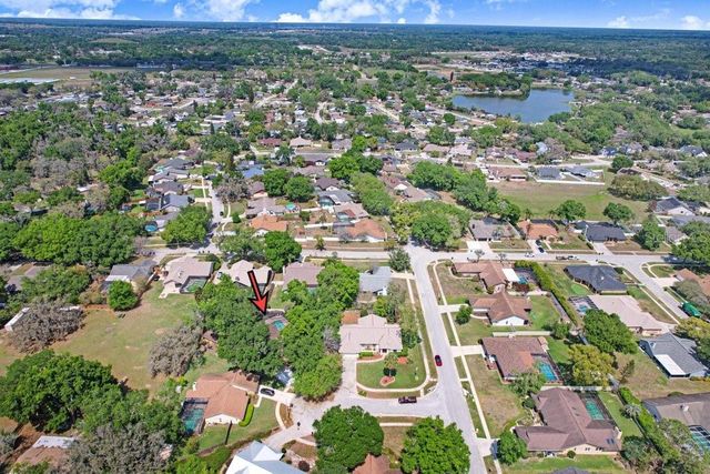 504 TRIPLE CROWN COURT, Seffner, FL 33584