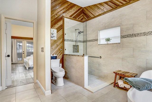 504 TRIPLE CROWN COURT, Seffner, FL 33584