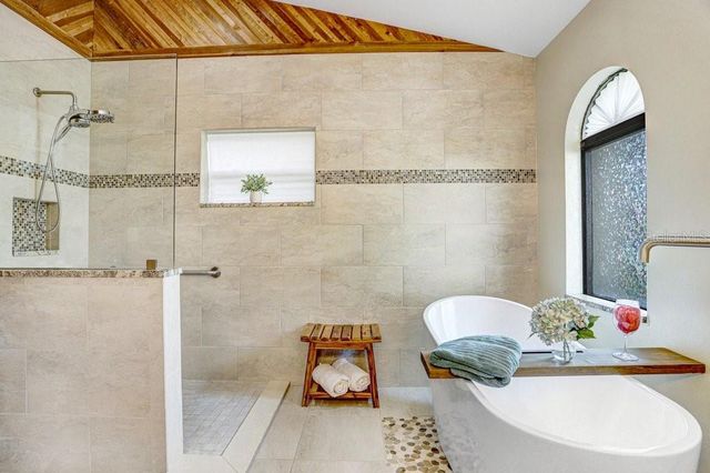 504 TRIPLE CROWN COURT, Seffner, FL 33584