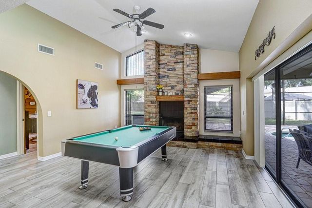 504 TRIPLE CROWN COURT, Seffner, FL 33584