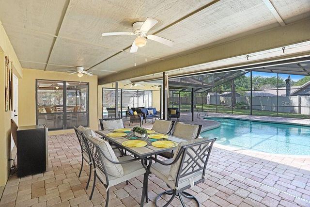 504 TRIPLE CROWN COURT, Seffner, FL 33584