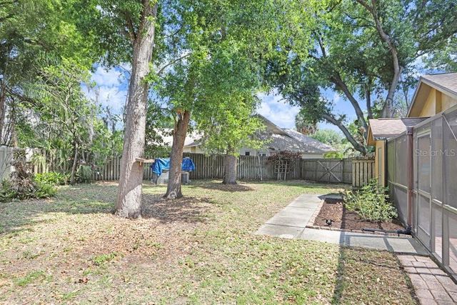 504 TRIPLE CROWN COURT, Seffner, FL 33584