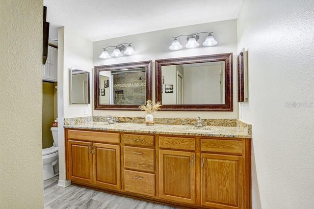 504 TRIPLE CROWN COURT, Seffner, FL 33584