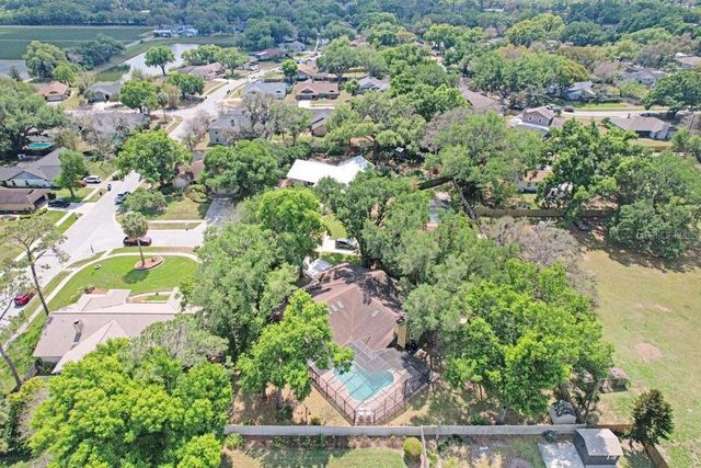 504 TRIPLE CROWN COURT, Seffner, FL 33584