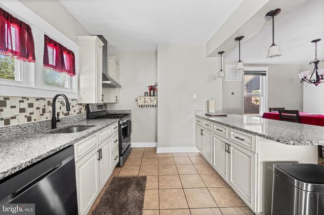 3020 NORTHWAY DR, Baltimore, MD 21234