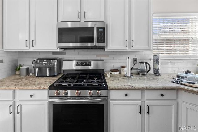 6817 Pelham Manor Drive, Fairview Heights, IL 62208