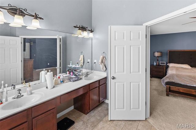 6817 Pelham Manor Drive, Fairview Heights, IL 62208