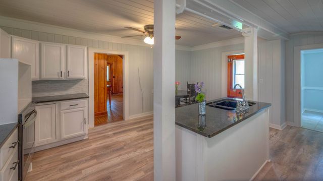849 Valley River Avenue, Murphy, NC 28906