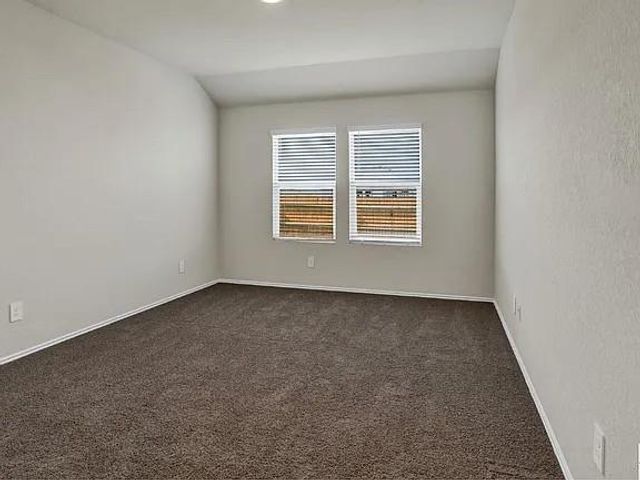 1302 Camden LN, Lockhart, TX 78644