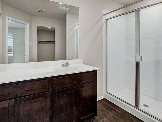 1302 Camden LN, Lockhart, TX 78644