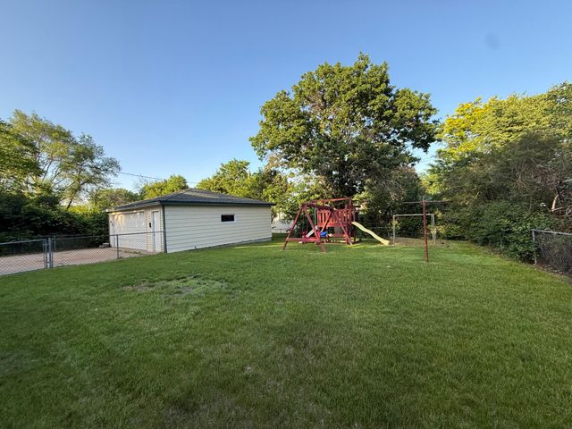 10441 Arrowhead Street NW, Coon Rapids, MN 55433