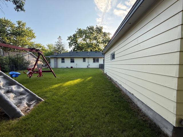 10441 Arrowhead Street NW, Coon Rapids, MN 55433
