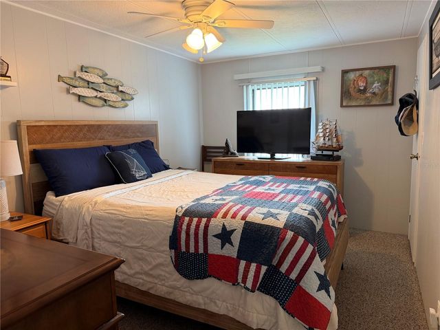 111 WINTERBERRY AVENUE, Wildwood, FL 34785