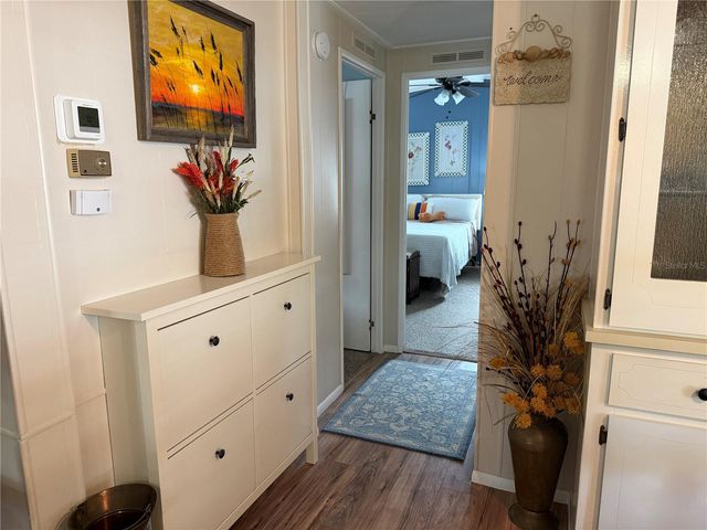 111 WINTERBERRY AVENUE, Wildwood, FL 34785