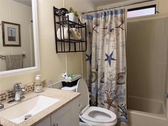 111 WINTERBERRY AVENUE, Wildwood, FL 34785