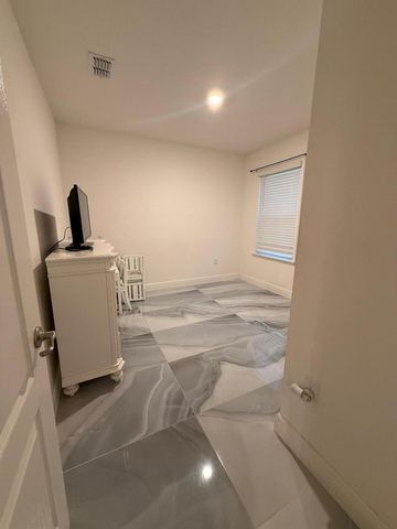 878 SW Haas Avenue, Port St Lucie, FL 34953