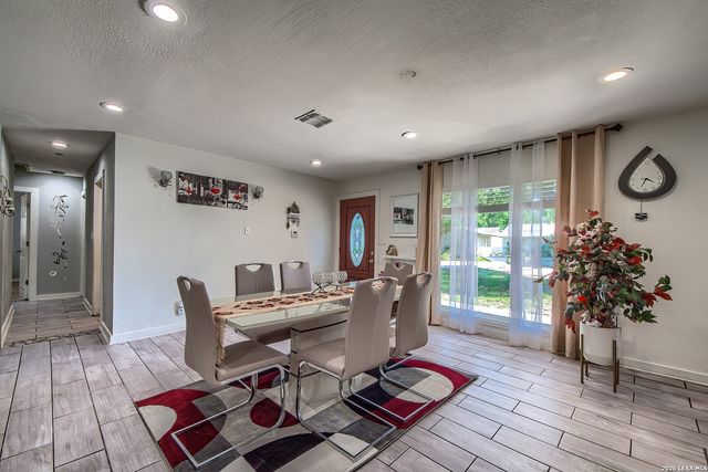 4339 BRIGHT SUN ST, San Antonio, TX 78217