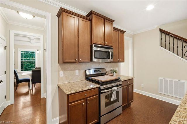 203 Kapstone Crossing, Lexington, NC 27295