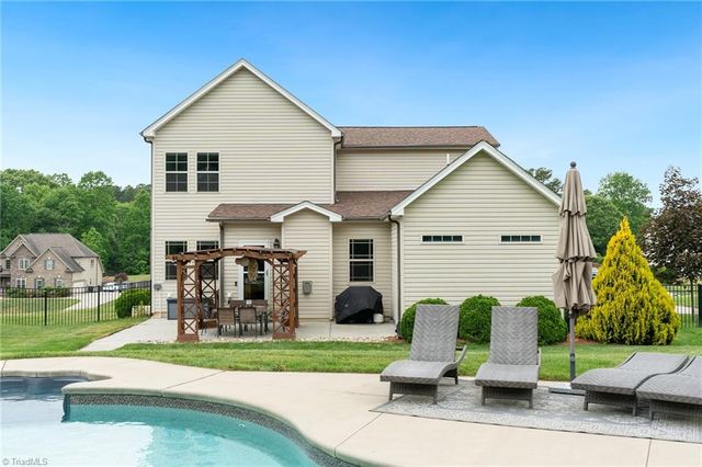 203 Kapstone Crossing, Lexington, NC 27295