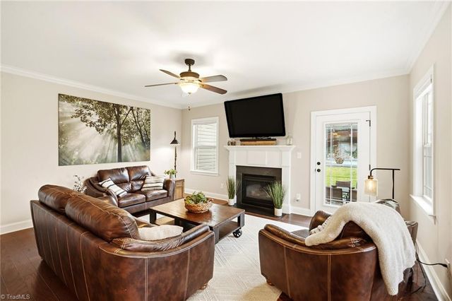 203 Kapstone Crossing, Lexington, NC 27295
