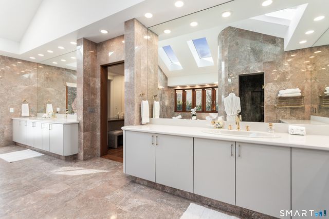 386 North Street, Greenwich, CT 06830