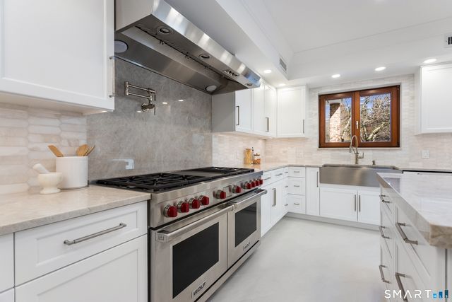 386 North Street, Greenwich, CT 06830