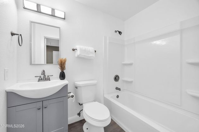 5011 Tahiti Way 3, Reno, NV 89502