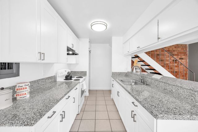 5011 Tahiti Way 3, Reno, NV 89502
