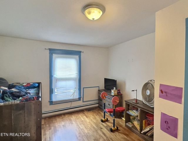 316 Oglewood Ave, Knoxville, TN 37917