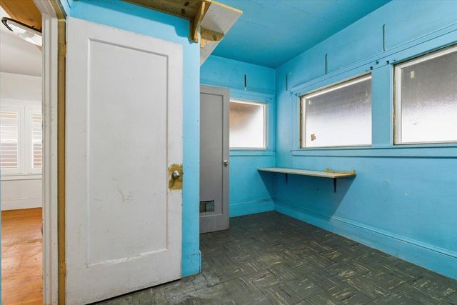 1061 W Willow St, Stockton, CA 95203