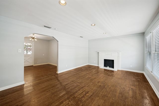 4009 Anita Avenue, Fort Worth, TX 76109